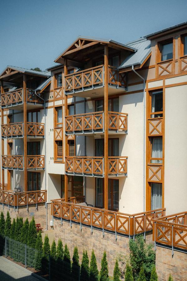 Sosnowe Tarasy Apartment เมียลโน ภายนอก รูปภาพ