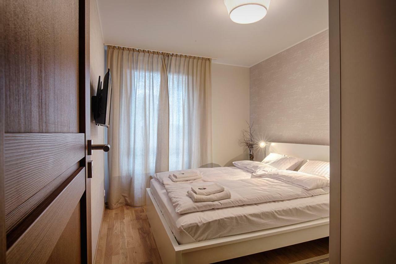 Sosnowe Tarasy Apartment เมียลโน ภายนอก รูปภาพ